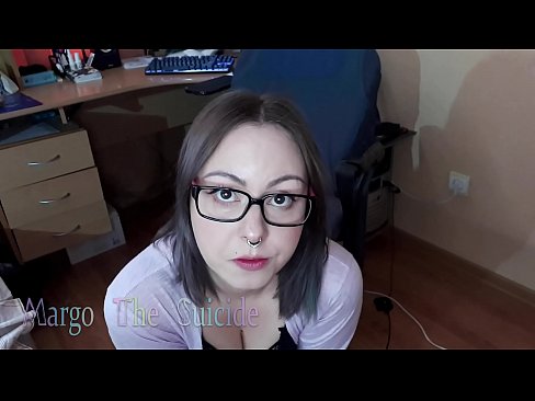 ❤️ Сэксуальная дзяўчына ў акулярах глыбока адсмоктвае фалаімітатар на камеру ☑ Сэкс-відэа у порна be.xxxsexjav.ru